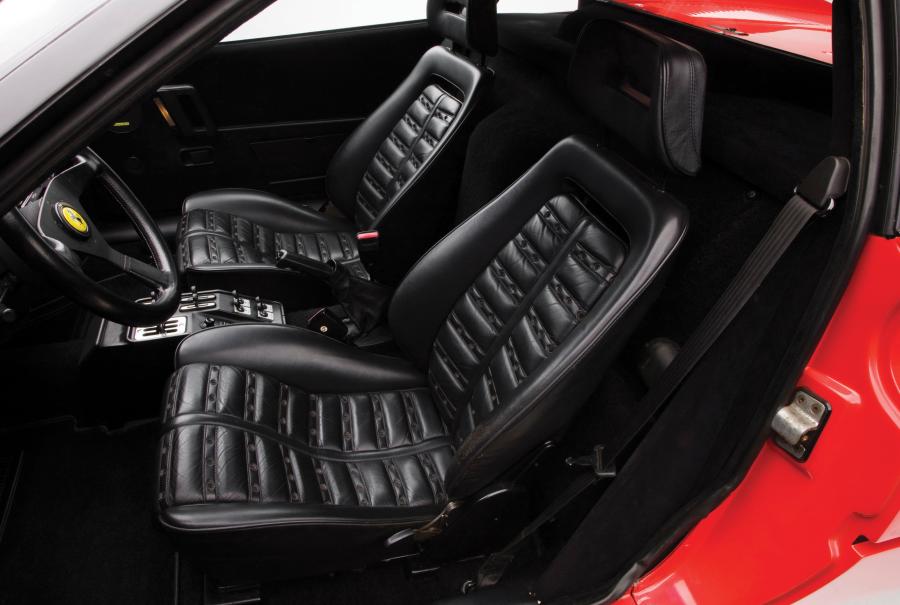  Ferrari 288 GTO 1985 года  (фото 21 из 31)